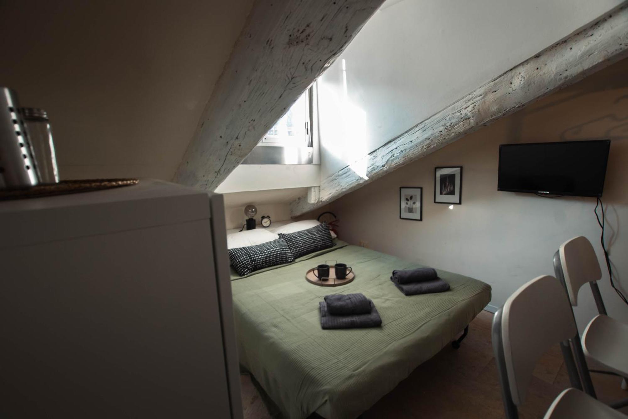 Mole Studio Green - With Iconic View Of Turín Exterior foto